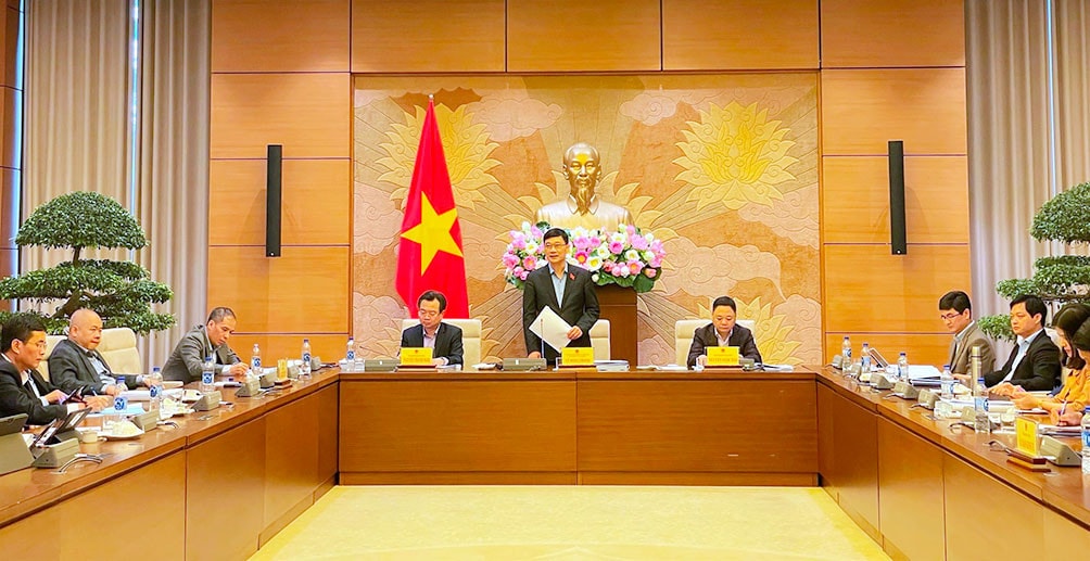 Thẩm tra sơ bộ dự án Luật Kinh doanh bất động sản (sửa đổi) -0