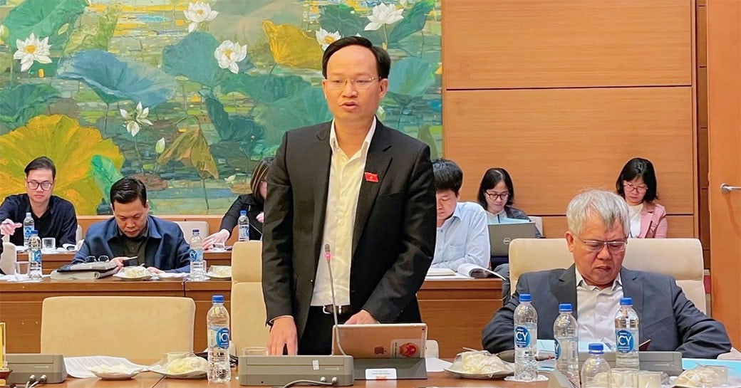 Thẩm tra sơ bộ dự án Luật Kinh doanh bất động sản (sửa đổi) -0