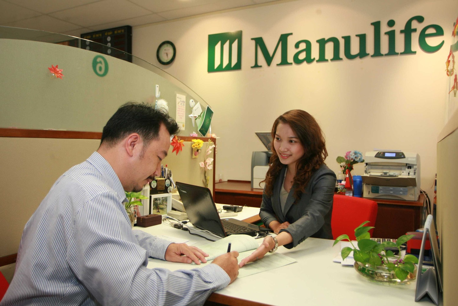 Bảo hiểm Manulife tăng doanh thu, giảm tiền bồi thường -0