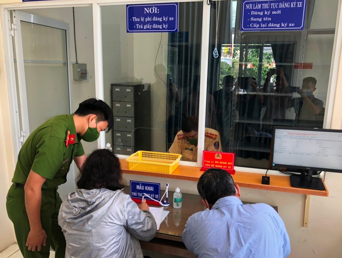 TP. Hồ Chí Minh: Triển khai cải cách hành chính, nâng cao hiệu quả hoạt động công vụ -0