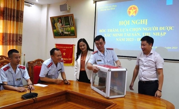 Bốc thăm xác minh tài sản, thu nhập tại 3 đơn vị ở Hà Tĩnh -0
