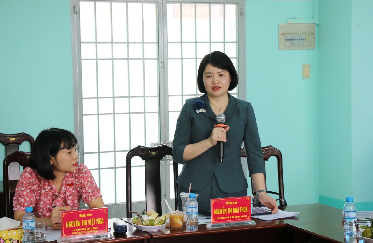 Ủy viên Thường trực Ủy ban Văn hóa, Giáo dục Nguyễn Thị Mai Thoa phát biểu Ủy ban Văn hoá Giáo dục làm việc với Sở Lao động, Thương binh và Xã hội tỉnh Long An về thực hiện chính sách pháp luật đối với trẻ em mồ côi -0