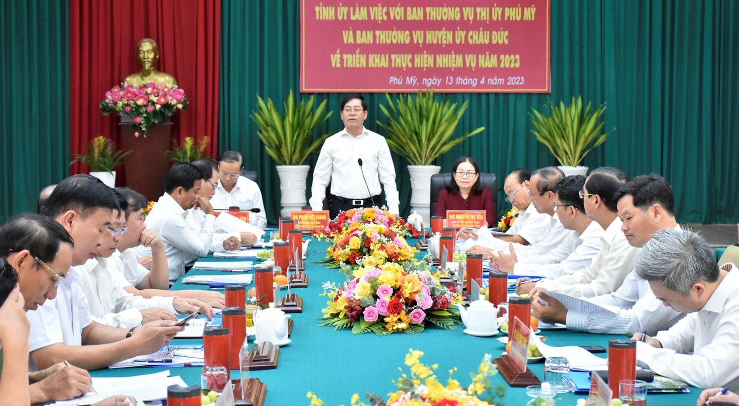 Ông Phạm Viết Thanh, Ủy viên Trung ương Đảng, Bí thư Tỉnh ủy, Chủ tịch HĐND tỉnh Bà Rịa - Vũng Tàu phát biểu tại buổi làm việc. Ảnh: Báo Bà Rịa - Vũng Tàu
