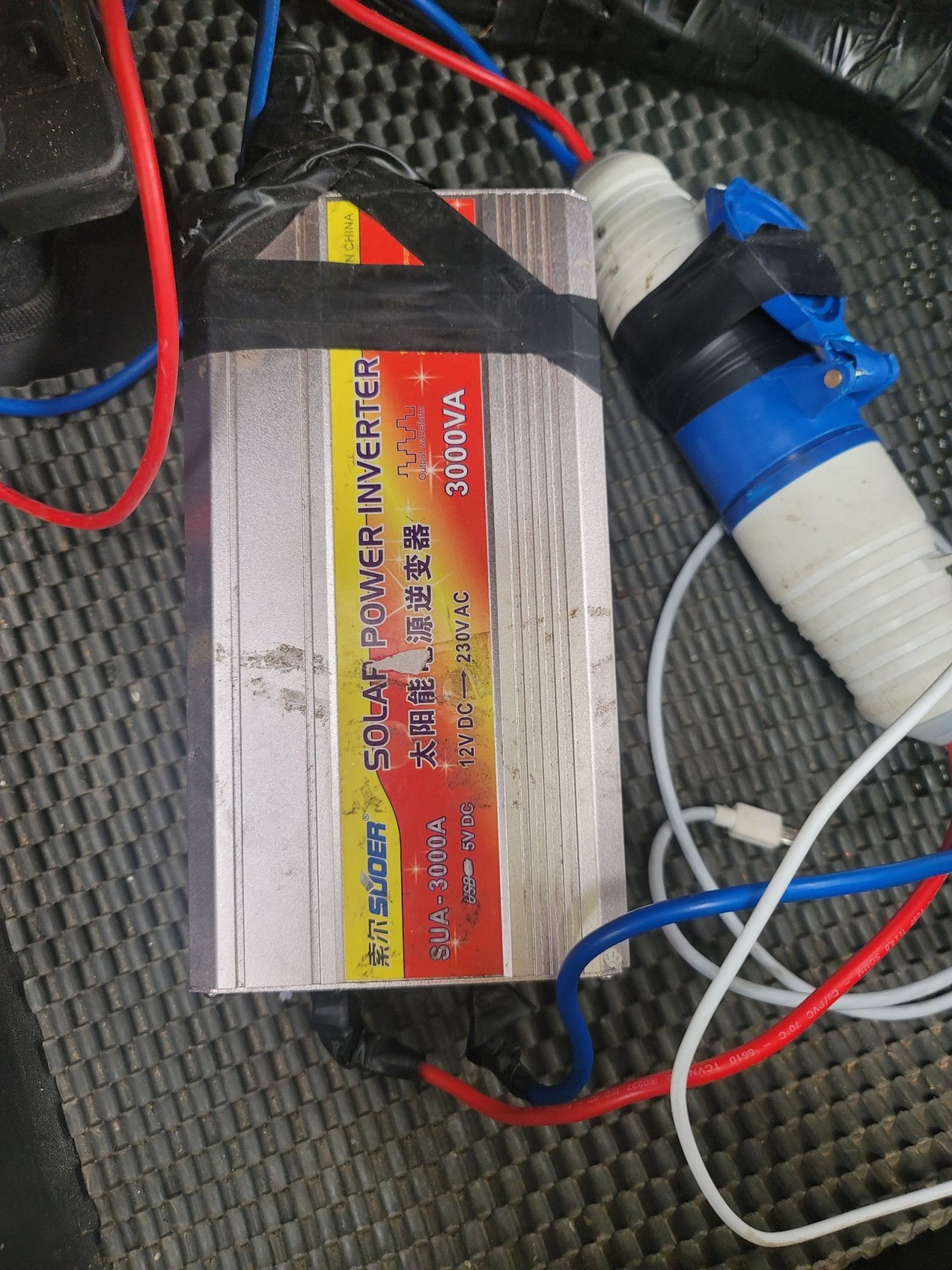 Phòng An ninh mạng và phòng chống tội phạm sử dụng công nghệ cao Công an tỉnh Bắc Giang lập chiến công, triệt phá nhóm tội phạm liên tỉnh quy mô lớn -0