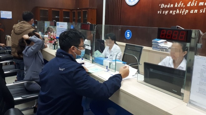 Trường hợp viên chức bị đơn phương chấm dứt hợp đồng lao động -0