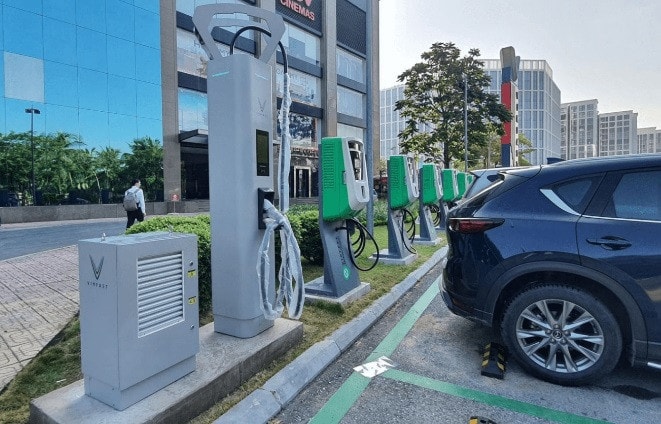 Phát triển thành công phần mềm định vị trạm sạc xe điện thông minh -0