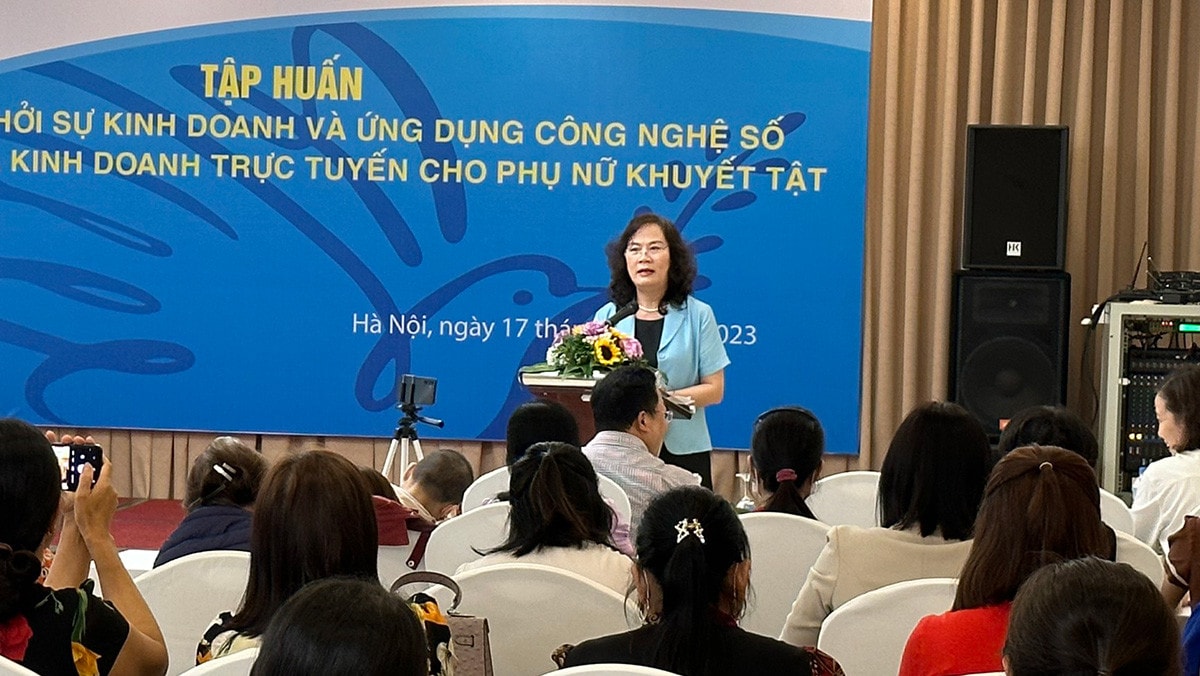 Tập huấn kiến thức khởi sự kinh doanh và ứng dụng công nghệ số tăng hiệu quả kinh doanh trực tuyến cho phụ nữ khuyết tật -4