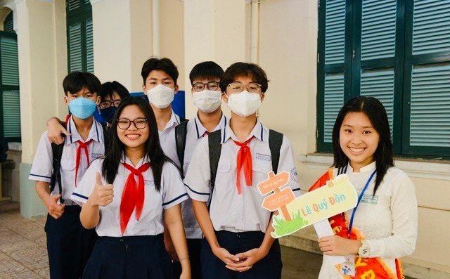 Quy định về điều kiện tuyển sinh lớp 10 tăng cường tiếng Anh, Trung, Nhật -0