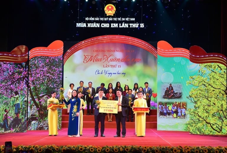 Ngân hàng Xanh phát triển bền vững vì cộng đồng -0