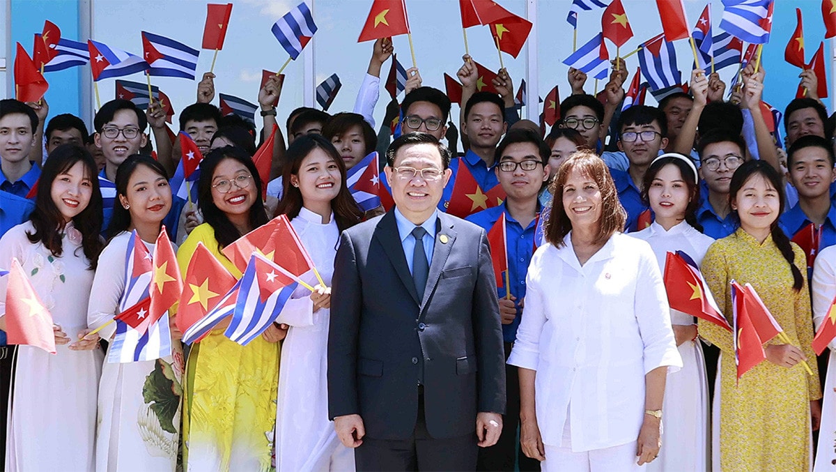 Một số hình ảnh Chủ tịch Quốc hội Vương Đình Huệ bắt đầu thăm chính thức Cuba