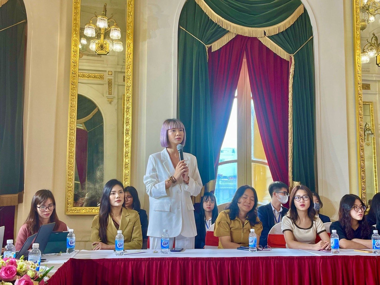 Đừng để không gian mạng ở Việt Nam trở nên xấu xí -0