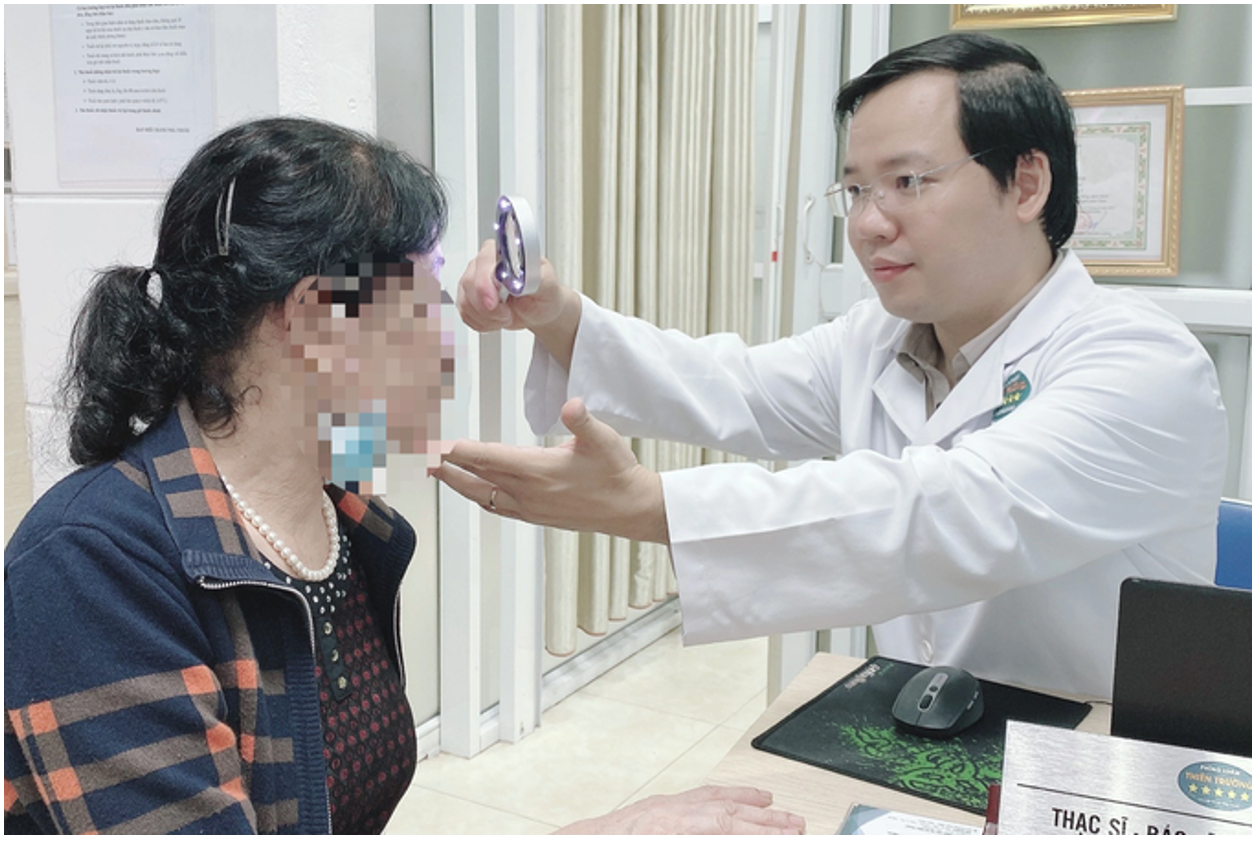 Người phụ nữ mặt “nở hoa” sau liệu trình trị nám 60 triệu -0