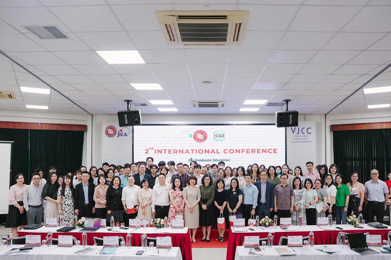 Trường ĐH Ngoại thương tổ chức Hội thảo quốc tế bậc sau đại học về kinh tế, kinh doanh -0