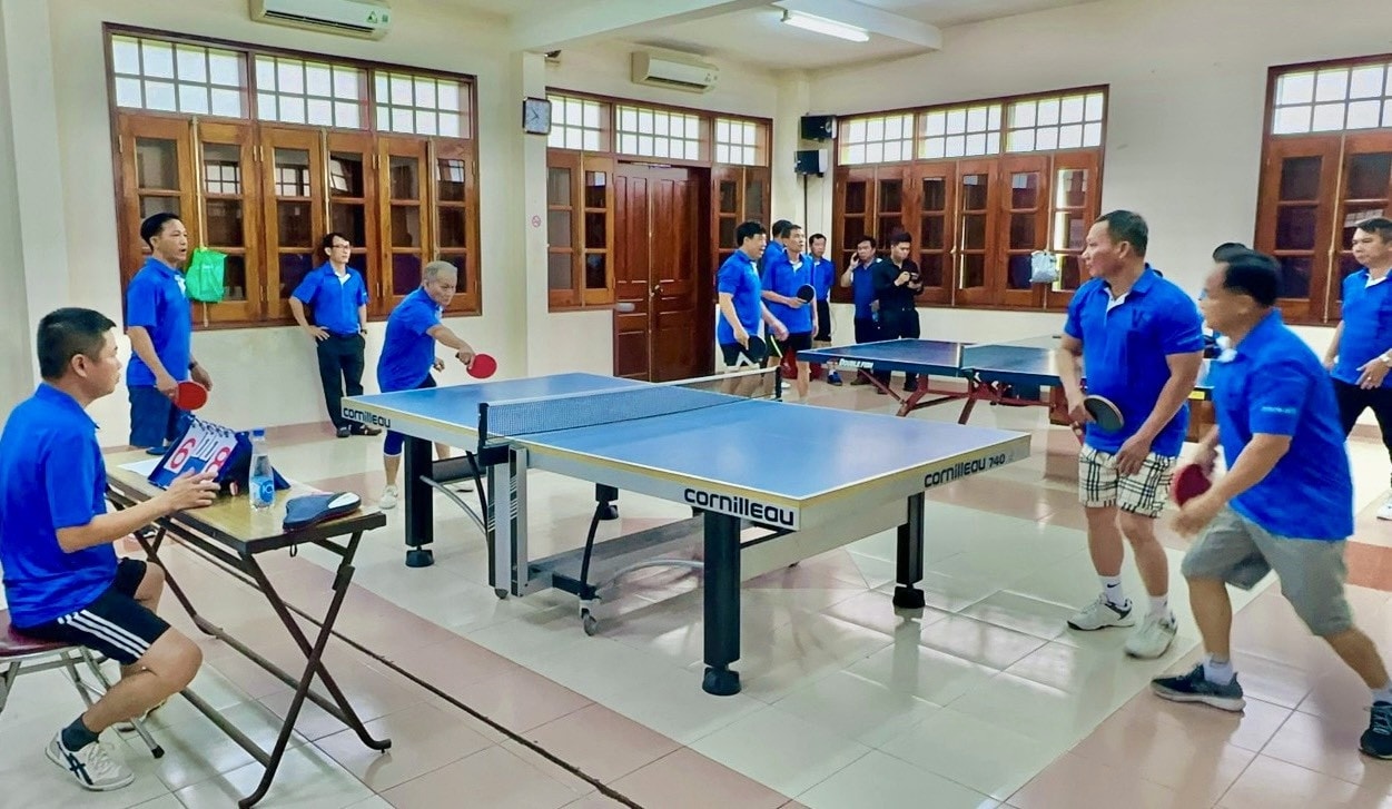 Sôi nổi giao lưu thể thao các Văn phòng Trung ương và TP. Hồ Chí Minh -0