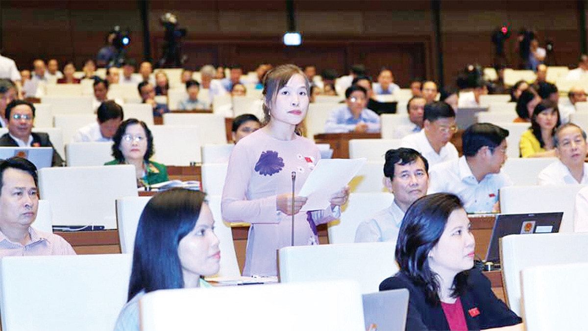 Kỳ 4: Người Chứt bước ra nghị trường -1