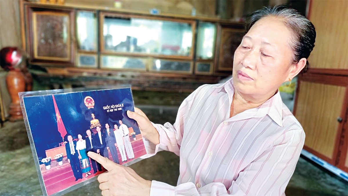 Kỳ 4: Người Chứt bước ra nghị trường -0