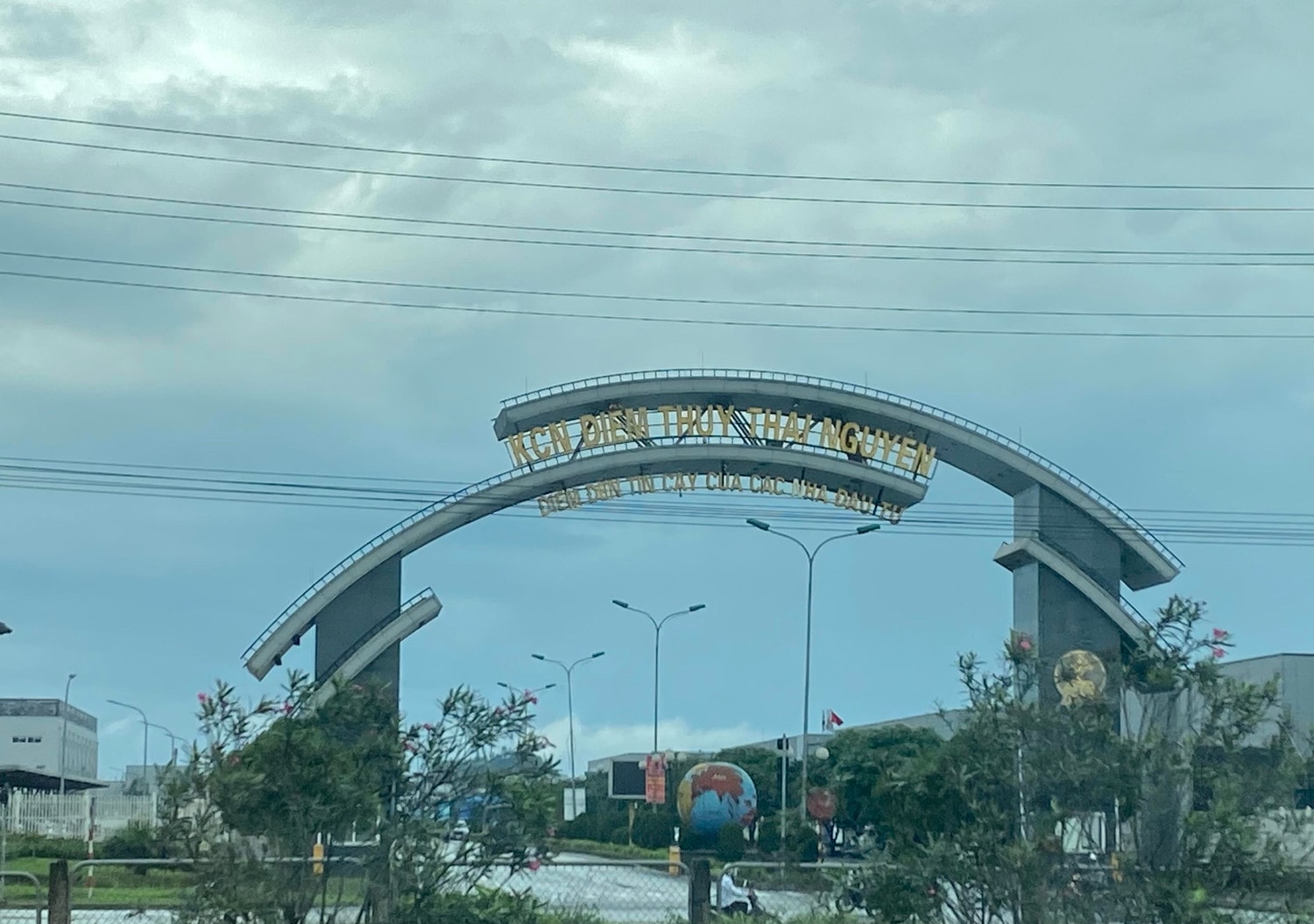 Bài 4: Hỗ trợ phát triển thị trường lao động linh hoạt, bền vững và hội nhập -0