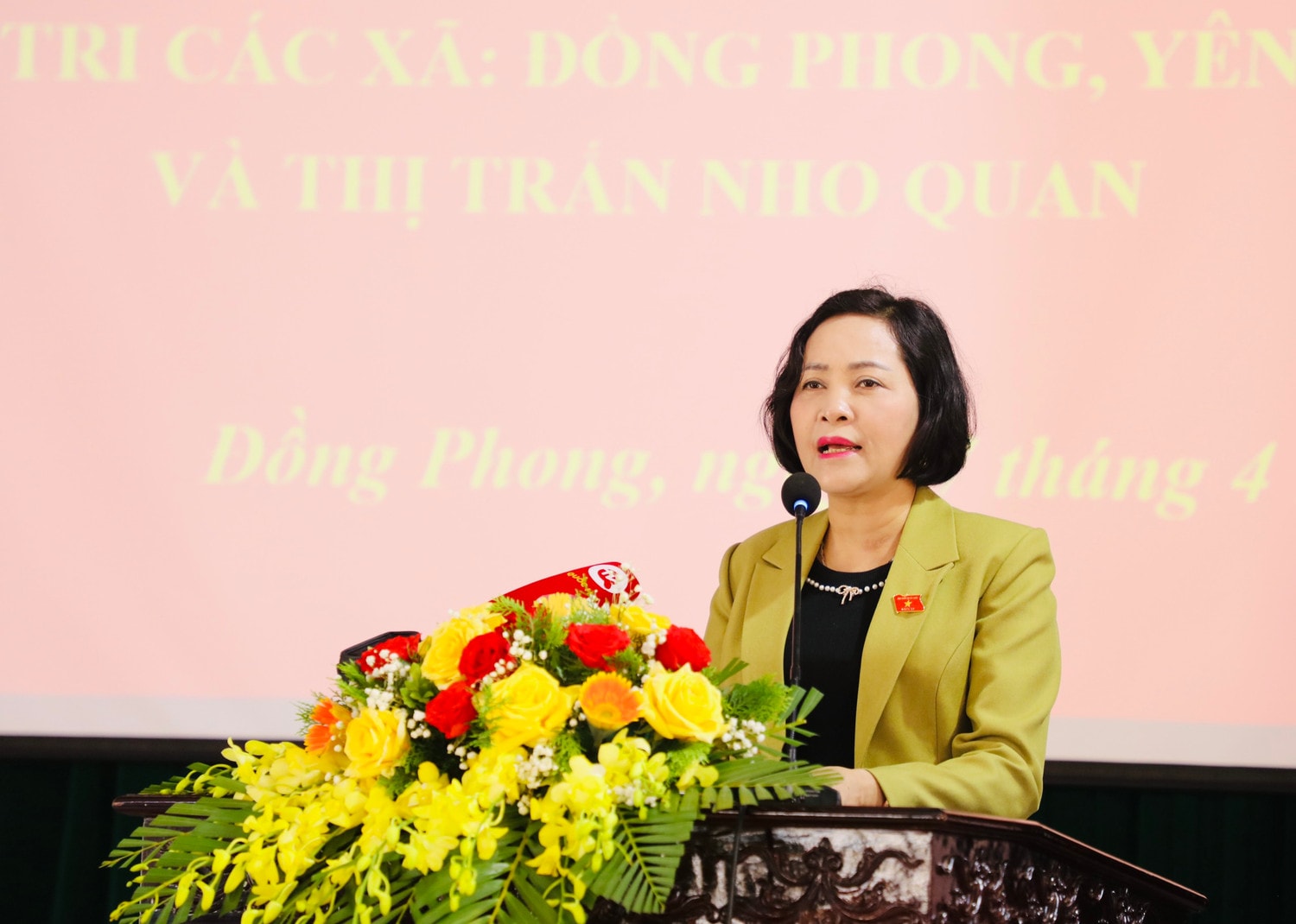 Trưởng Ban Công tác đại biểu Nguyễn Thị Thanh tiếp xúc cử tri tỉnh Ninh Bình -0
