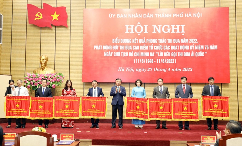Hà Nội phát động đợt thi đua cao điểm kỷ niệm 75 năm Ngày Chủ tịch Hồ Chí Minh ra ''Lời kêu gọi thi đua ái quốc'' -0