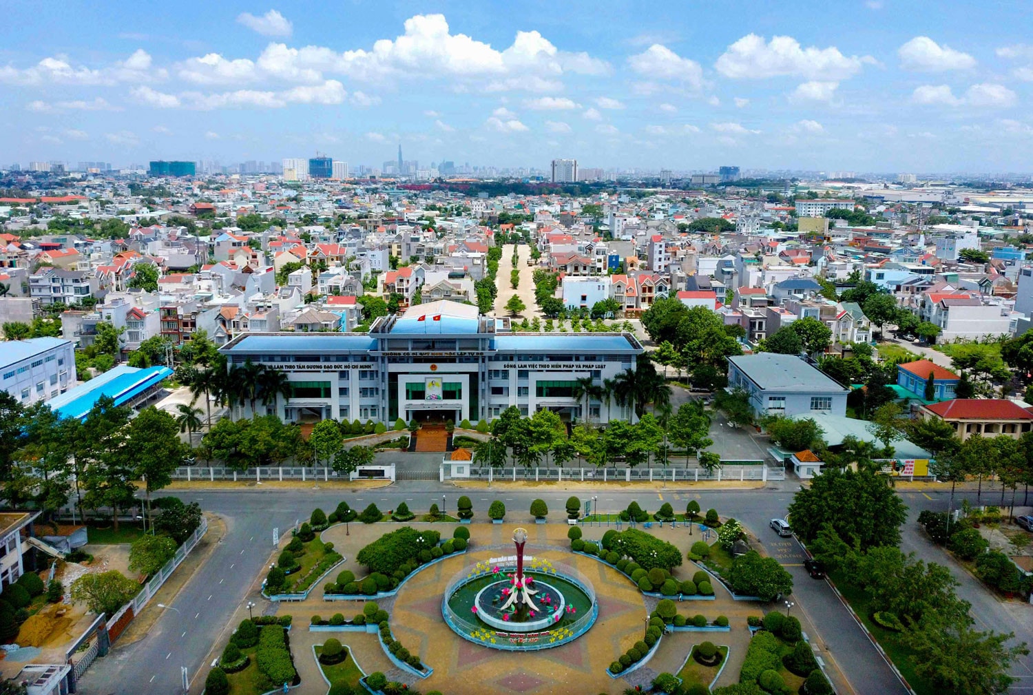 Bình Dương: TP Dĩ An cố gắng để người dân sống trong môi trường an toàn