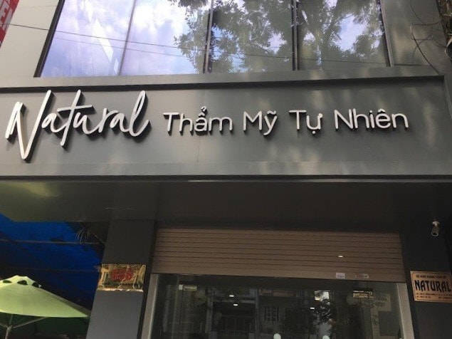 Thẩm mỹ viện Natural của bác sĩ Hồ Phi Nhạn bị đình chỉ hoạt động 18 tháng -0