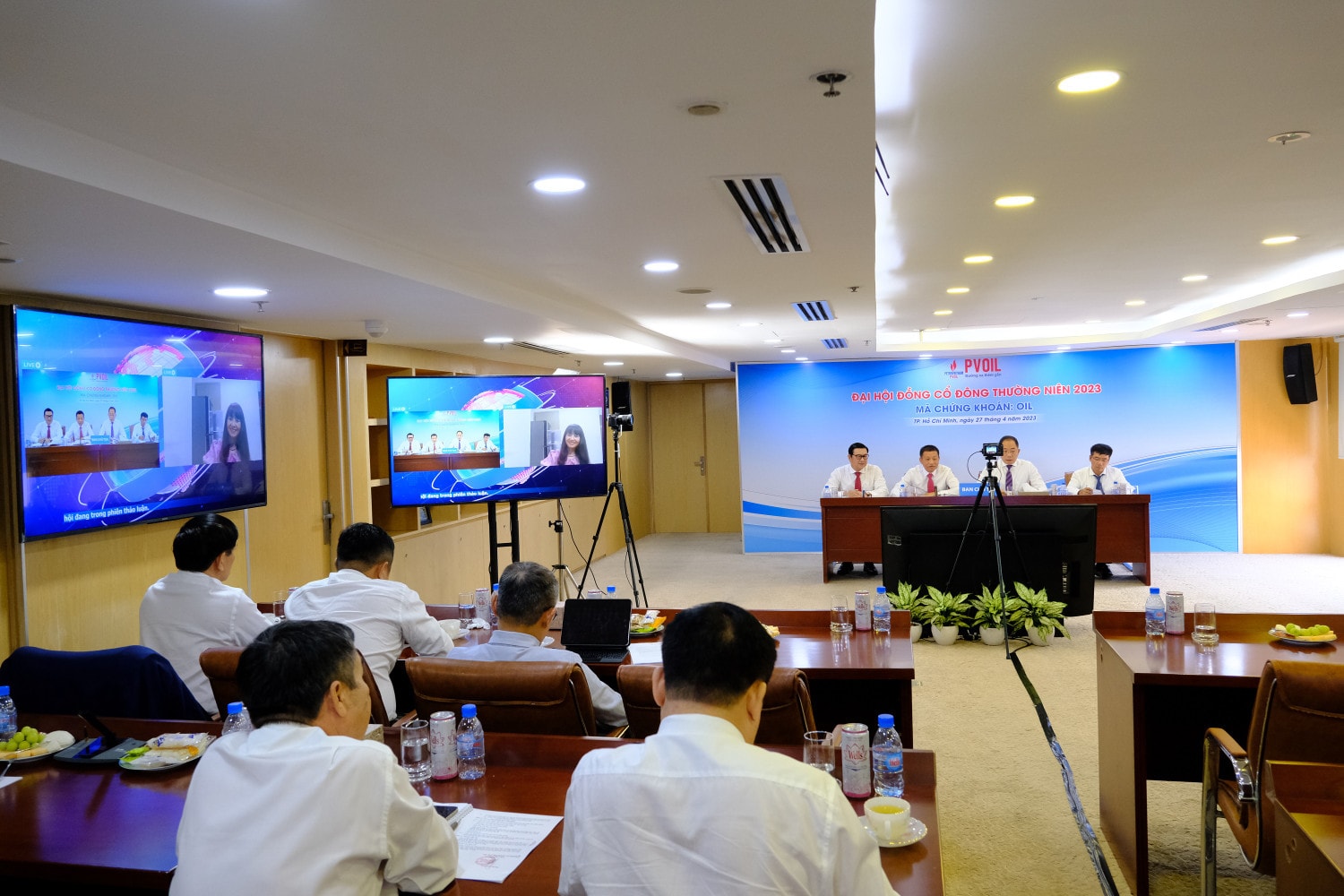 Đại hội được tổ chức trực tiếp và trực tuyến để các cổ đông ở xa tiện lợi trong việc dự họp. Tăng trưởng sản lượng là rất quan trọng, nhưng phải song hành với đảm bảo hiệu quả kinh doanh -0