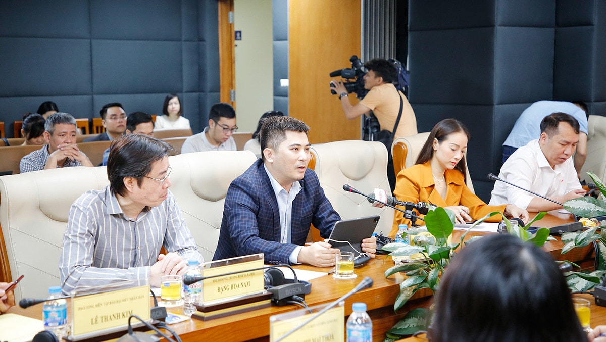MC: Xin mời ông Nguyễn Đức Tuân?