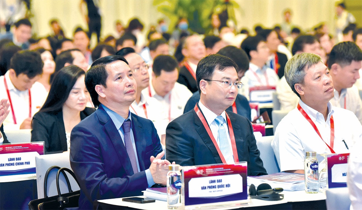Dẫn dắt, thúc đẩy sự phát triển đúng định hướng -0