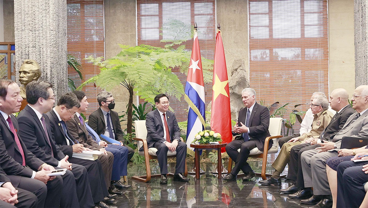 “Một chuyến thăm nặng nghĩa yêu thương!” -0