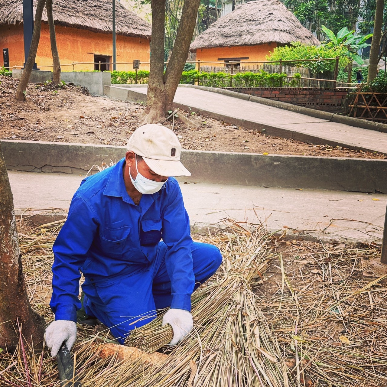 Khám phá ngôi nhà dài Êđê tại Hà Nội -0