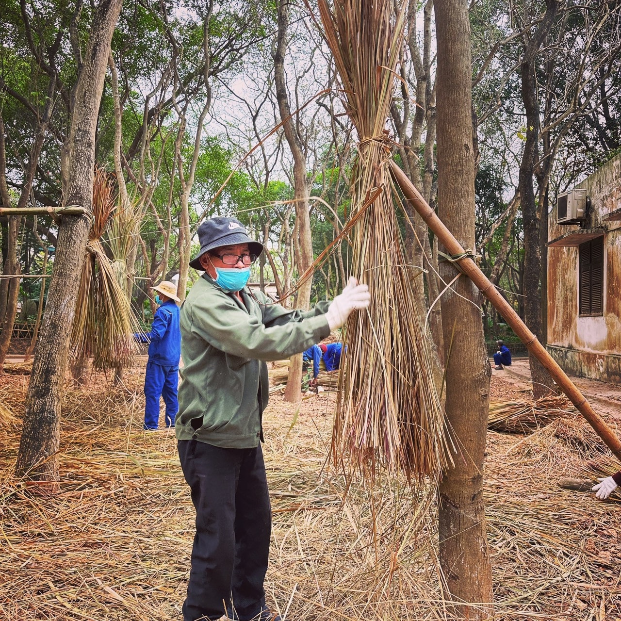 Khám phá ngôi nhà dài Êđê tại Hà Nội -0