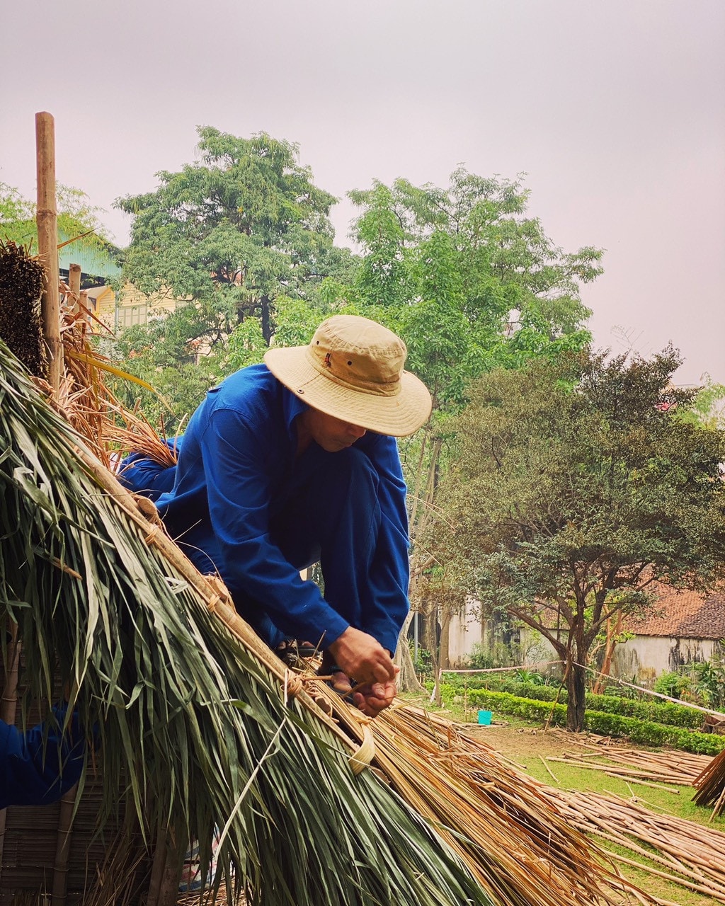 Khám phá ngôi nhà dài Êđê tại Hà Nội -0