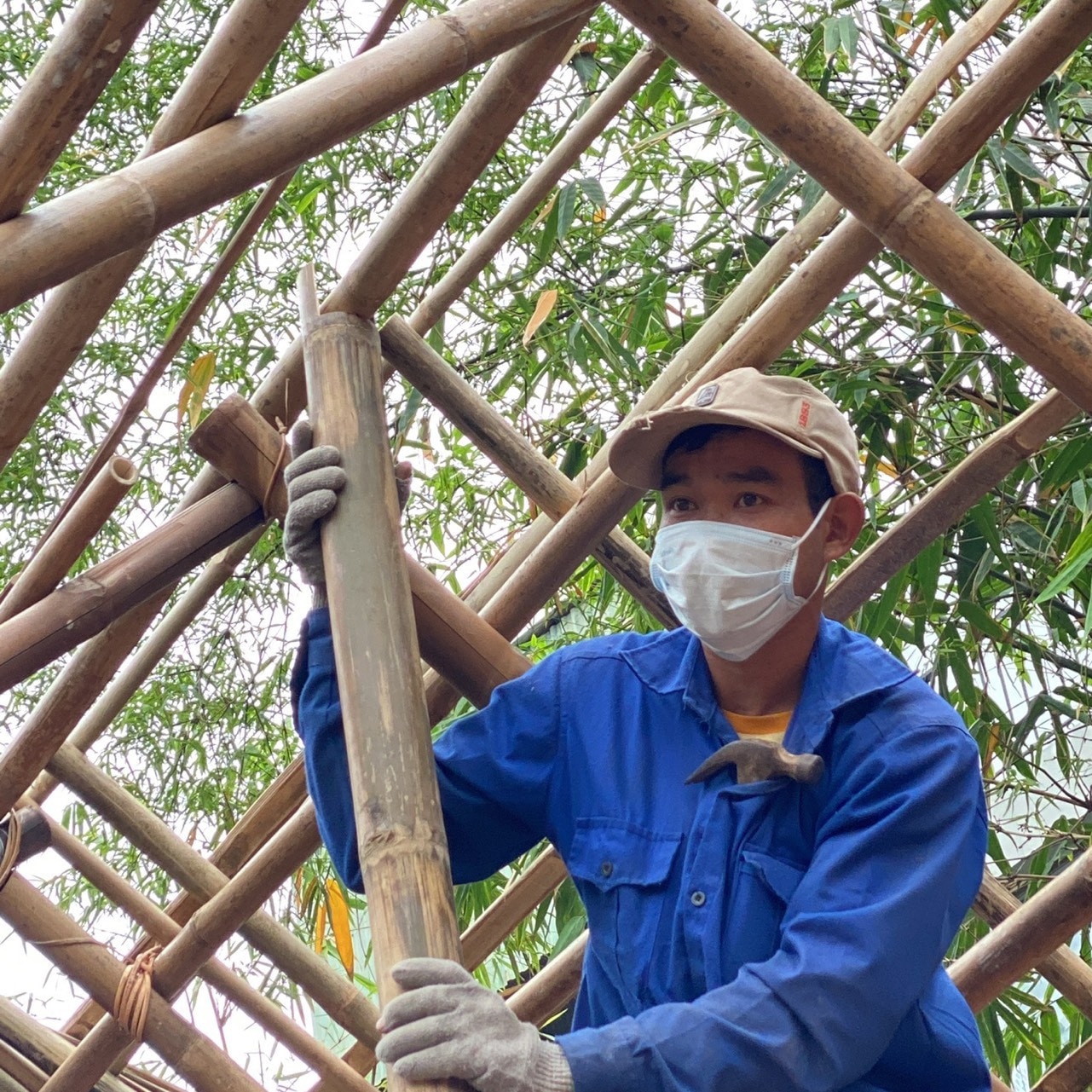 Khám phá ngôi nhà dài Êđê tại Hà Nội -0
