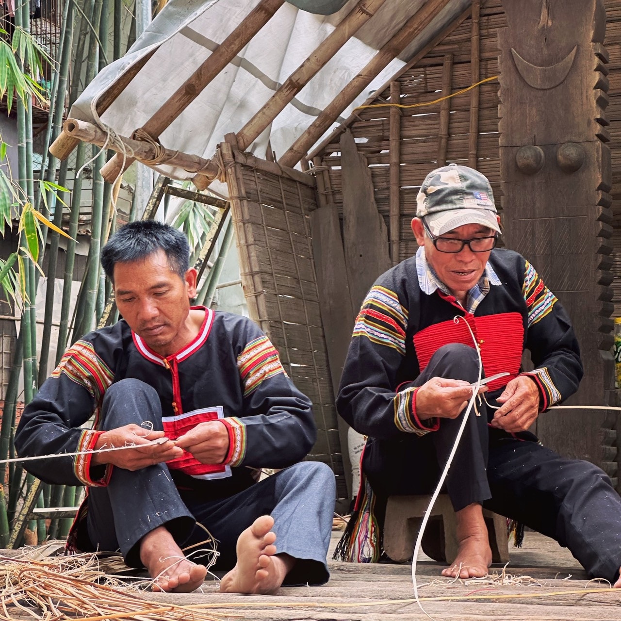 Khám phá ngôi nhà dài Êđê tại Hà Nội -0