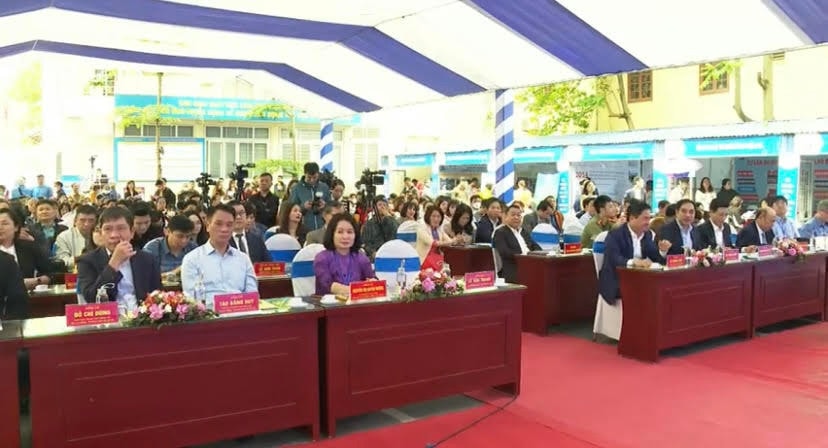 nhiều giải pháp để kết nối cung – cầu lao động -0