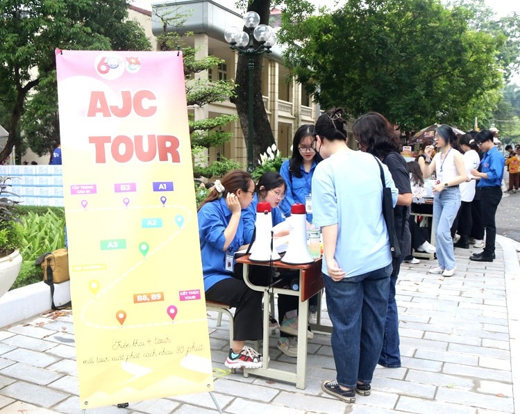 Học viện Báo chí và Tuyên truyền tổ chức Ngày hội tư vấn tuyển sinh, hướng nghiệp -0
