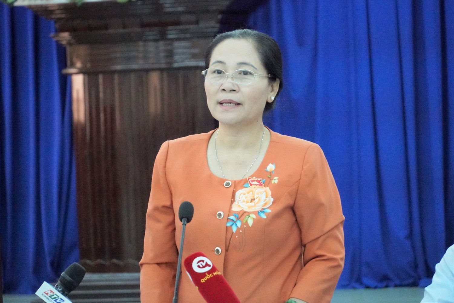 Phó Bí thư Thành ủy, Chủ tịch HĐND TP. Hồ Chí Minh Nguyễn Thị Lệ phát biểu tại buổi chi trả bồi thường, hỗ trợ tái định cư đường Vành đai 3 Phó Bí thư Thành ủy, Chủ tịch HĐND TP. Hồ Chí Minh Nguyễn Thị Lệ phát biểu tại buổi chi trả bồi thường, hỗ trợ tái định cư đường Vành đai 3