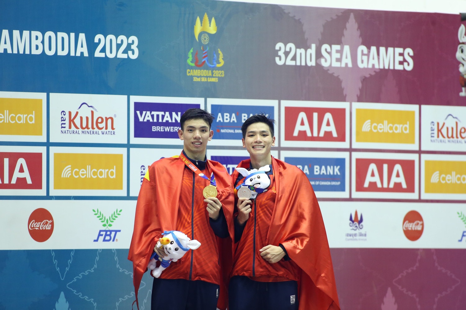 SEA Games 32 ngày 8.5: Ấn tượng các môn võ, điền kinh và bơi -0