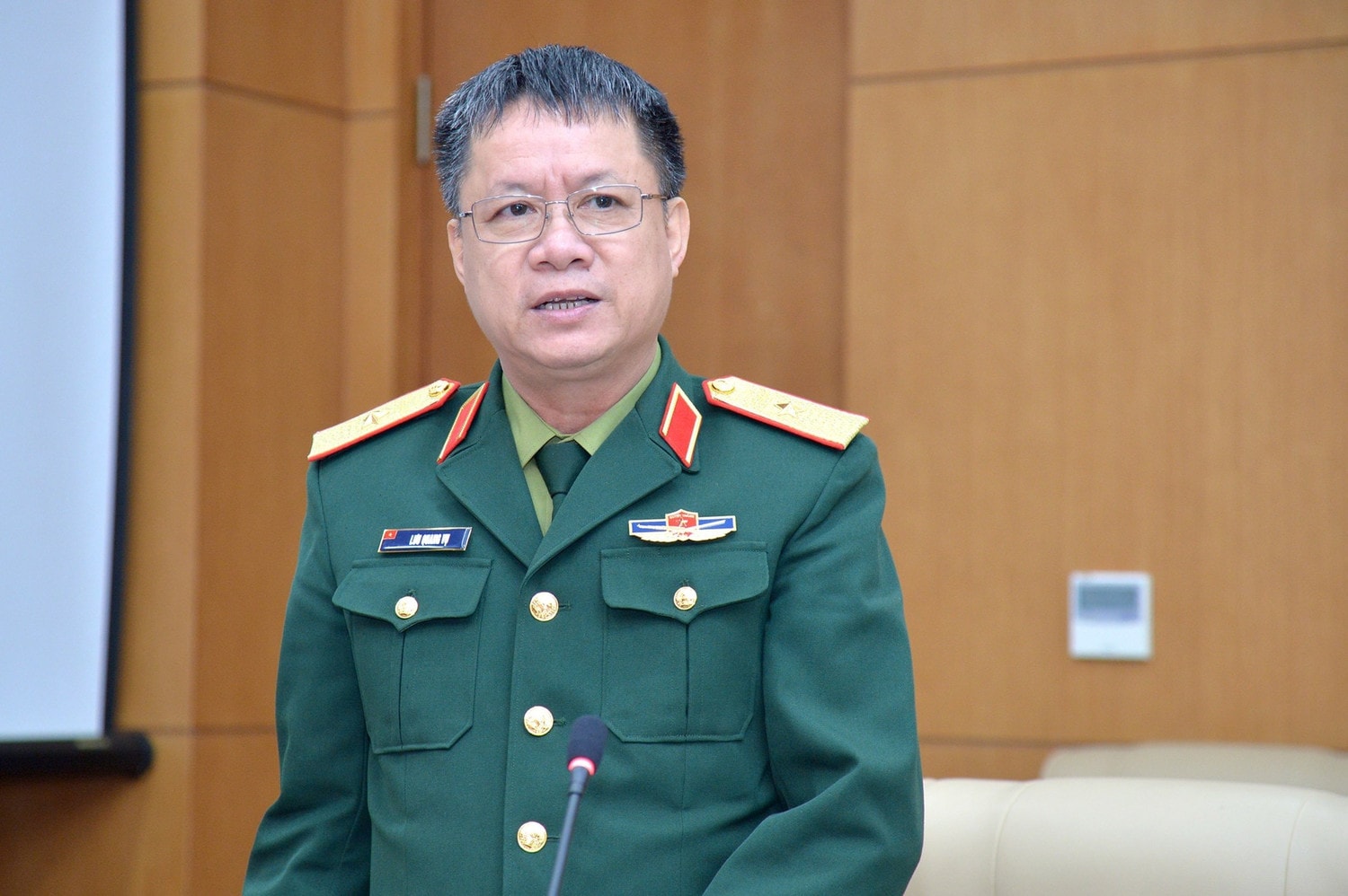 Thẩm tra dự án Luật Quản lý, bảo vệ công trình quốc phòng và khu quân sự -0