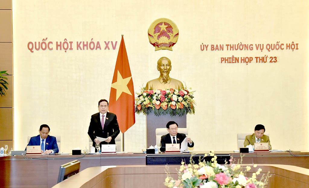 Một số hình ảnh Khai mạc Phiên họp thứ 23 của Ủy ban Thường vụ Quốc hội -4