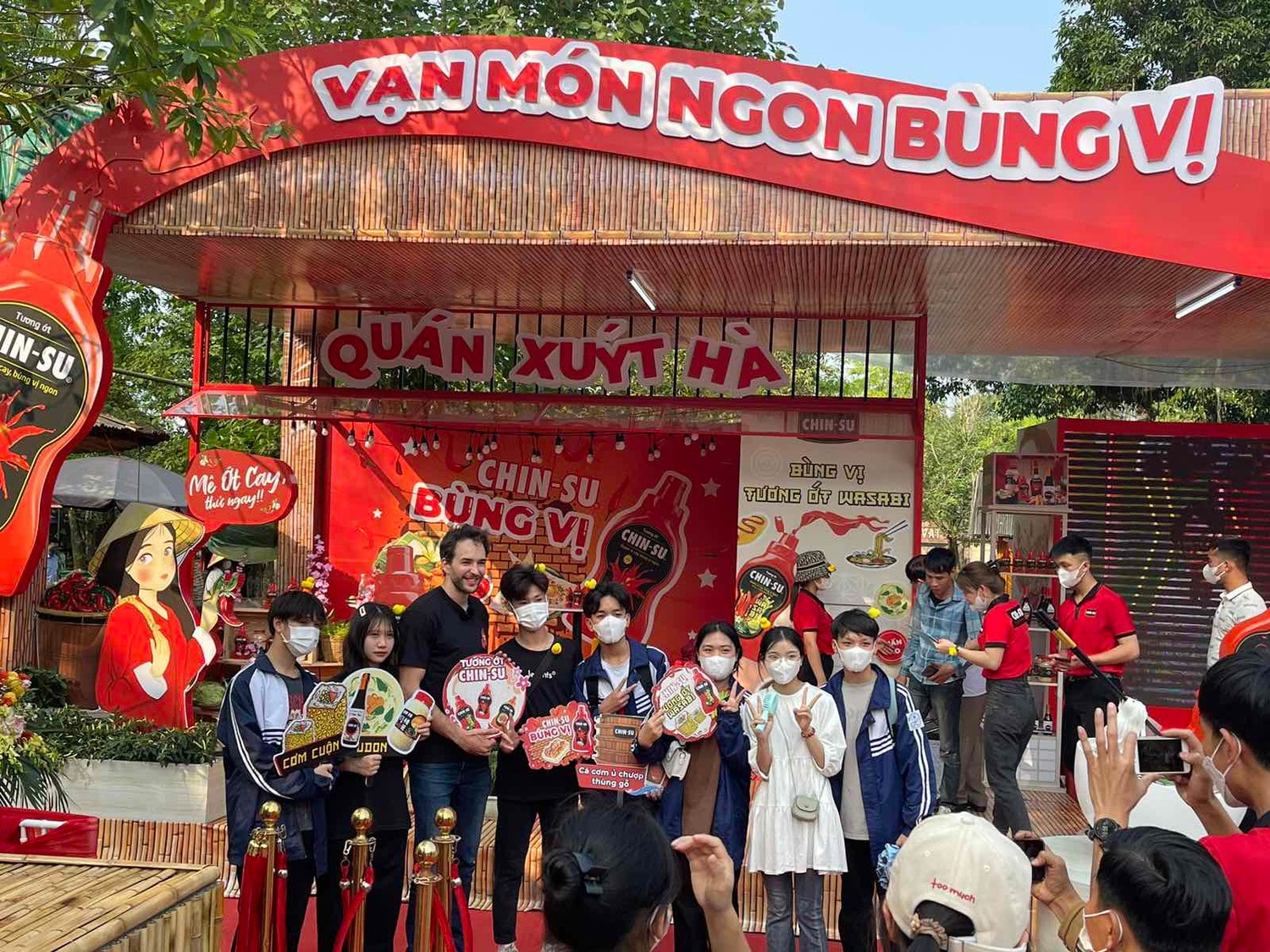 Thực khách hào hứng với món ngon bốn phương trong Liên hoan Văn hóa ẩm thực Đất Tổ năm 2023 -0