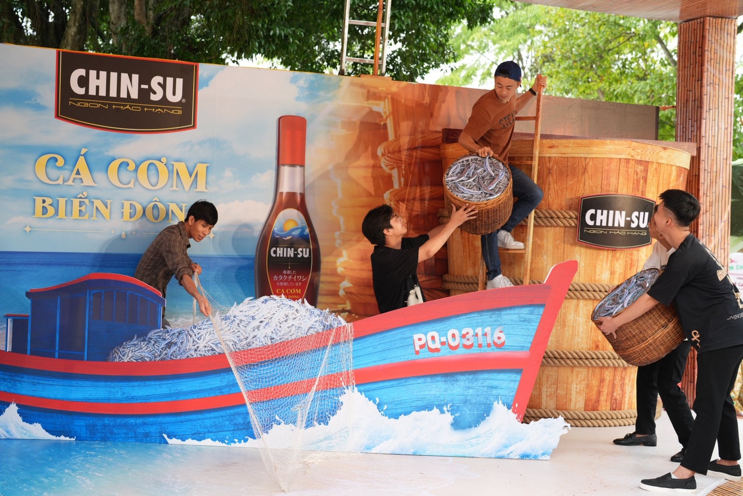 Thực khách hào hứng với món ngon bốn phương trong Liên hoan Văn hóa ẩm thực Đất Tổ năm 2023 -0