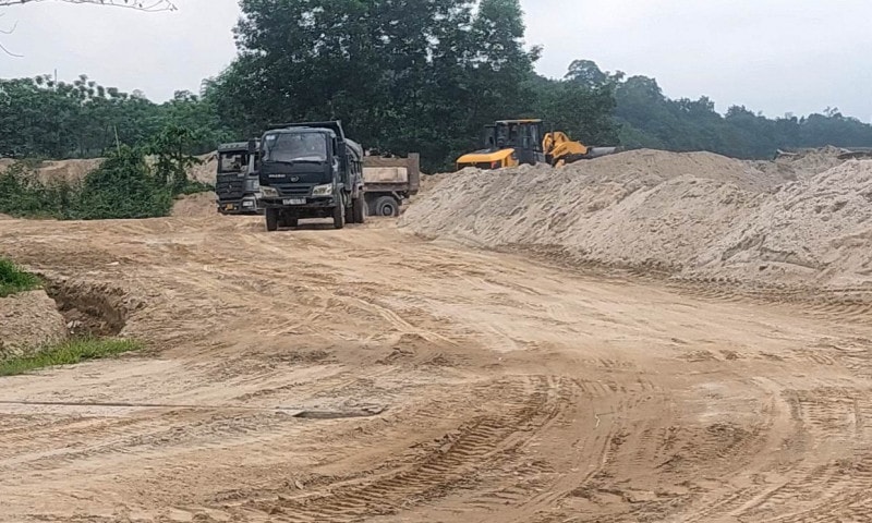 Nhiều doanh nghiệp khoáng sản bất bình sau chỉ thị của huyện: Không có quy định nào cấm buôn bán cát sỏi theo khung giờ -0