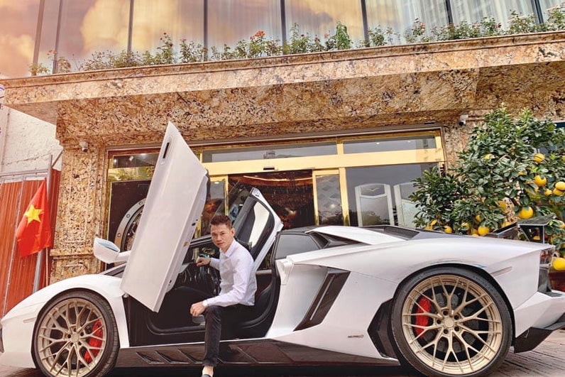 Bất ngờ với hệ sinh thái doanh nghiệp của chủ chuỗi Luxury VIP chuyên bán điện thoại, đồng hồ tiền tỷ -0