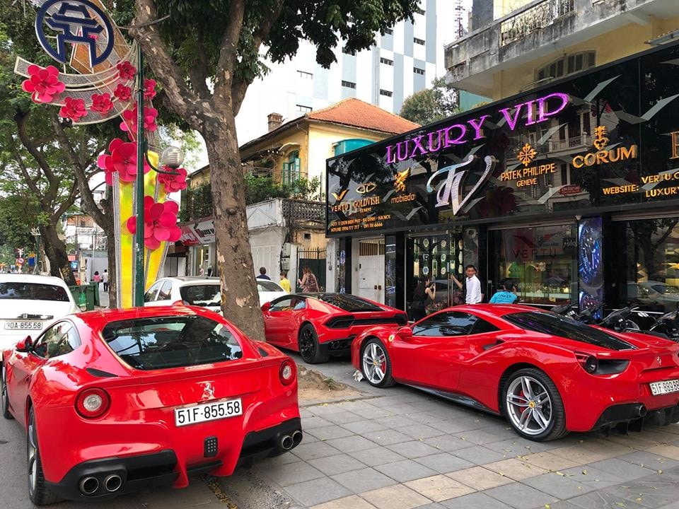 Bất ngờ với hệ sinh thái doanh nghiệp của chủ chuỗi Luxury VIP chuyên bán điện thoại, đồng hồ tiền tỷ -0