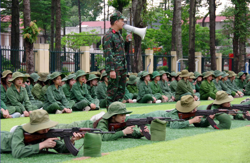 Phê duyệt sách giáo khoa Giáo dục quốc phòng và an ninh lớp 11 -0
