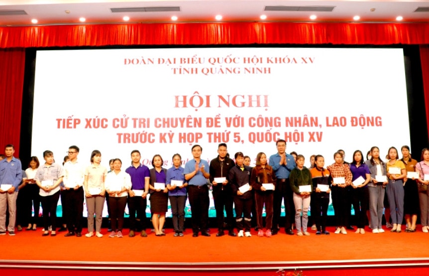 Giám đốc Học viện Chính trị Quốc gia Hồ Chí Minh Nguyễn Xuân Thắng tiếp xúc cử tri chuyên đề với công nhân, lao động Quảng Ninh -0