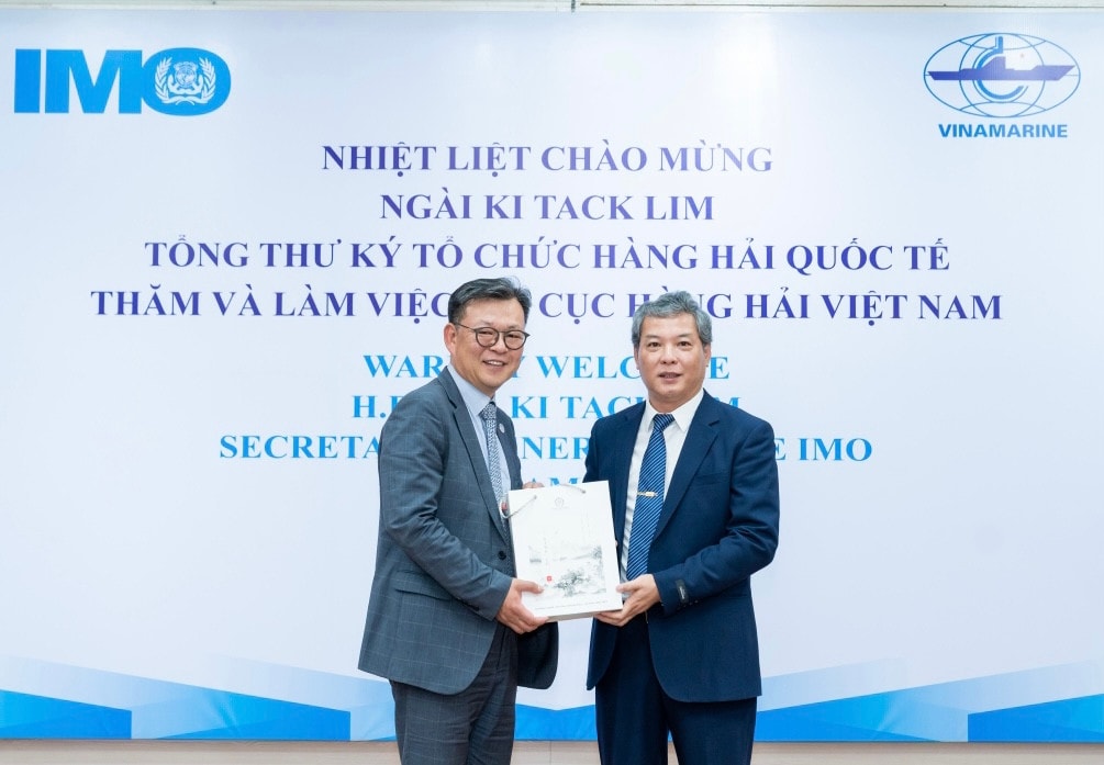 Thúc đẩy tăng cường hợp tác giữa Tổ chức Hàng hải quốc tế (IMO) và Hàng hải Việt Nam -0