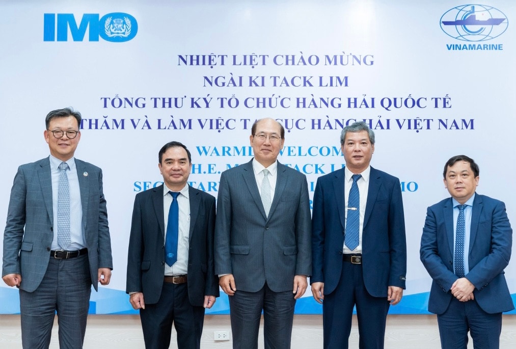 Thúc đẩy tăng cường hợp tác giữa Tổ chức Hàng hải quốc tế (IMO) và Hàng hải Việt Nam -0