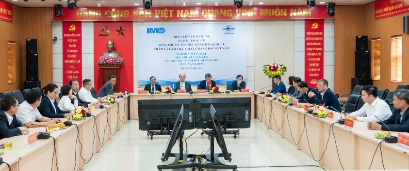 Thúc đẩy tăng cường hợp tác giữa Tổ chức Hàng hải quốc tế (IMO) và Hàng hải Việt Nam